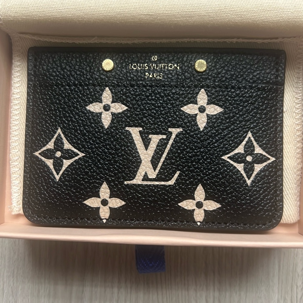 Louis Vuitton Card Holder